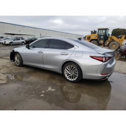 2022 LEXUS ES350
