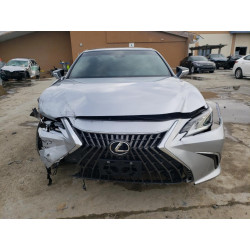 2022 LEXUS ES350