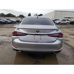 2022 LEXUS ES350
