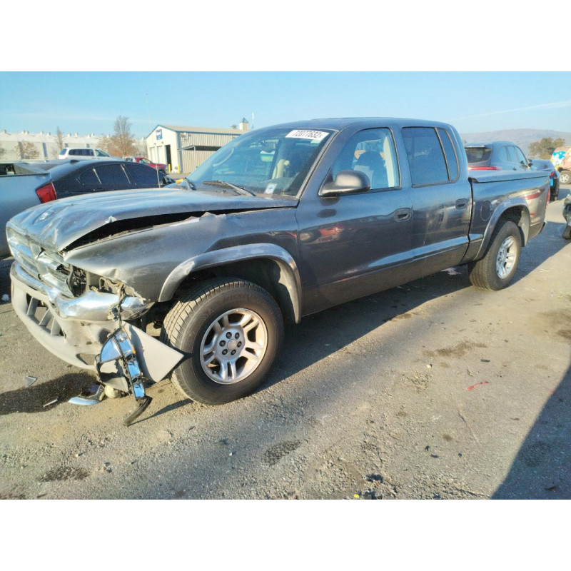 2004 DODGE DAKOTA