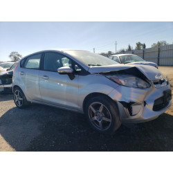 2011 FORD FIESTA