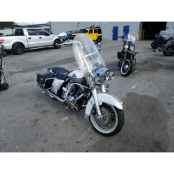 2009 HARLEY-DAVIDSON FL