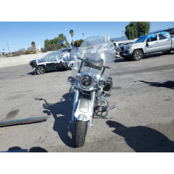 2009 HARLEY-DAVIDSON FL
