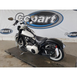 2015 HARLEY-DAVIDSON FL