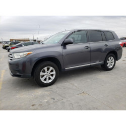 2011 TOYOTA HIGHLANDER