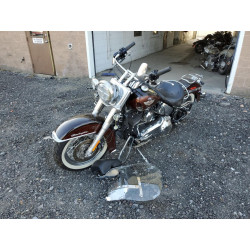 2011 HARLEY-DAVIDSON FL