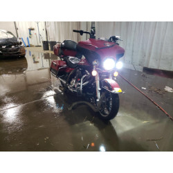 2011 HARLEY-DAVIDSON FL