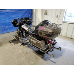 2004 HARLEY-DAVIDSON FL