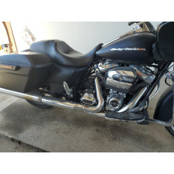 2017 HARLEY-DAVIDSON FL