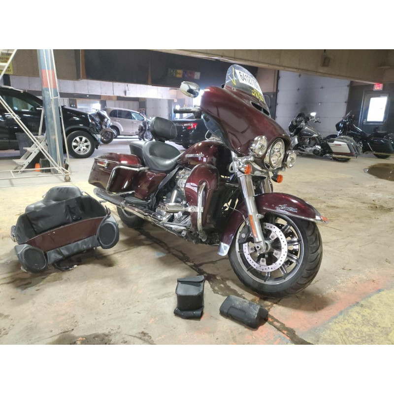 2018 HARLEY-DAVIDSON FL
