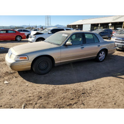 2000 FORD CROWN VIC