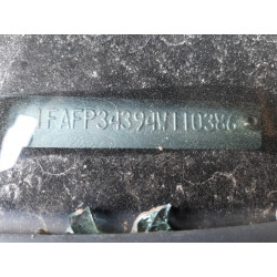 2004 FORD FOCUS