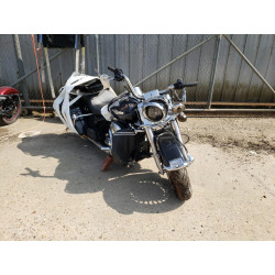 2011 HARLEY-DAVIDSON FL