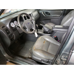 2005 FORD ESCAPE