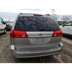 2009 TOYOTA SIENNA