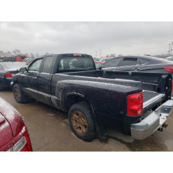 2005 DODGE DAKOTA