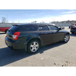 2005 DODGE MAGNUM