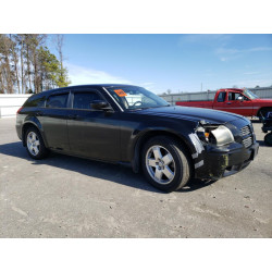 2005 DODGE MAGNUM