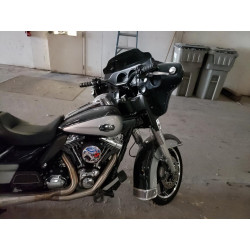 2013 HARLEY-DAVIDSON FL