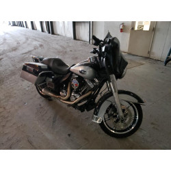 2013 HARLEY-DAVIDSON FL