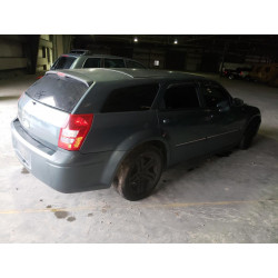 2005 DODGE MAGNUM