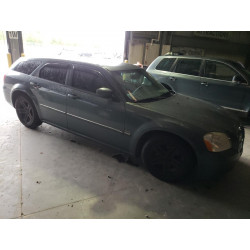 2005 DODGE MAGNUM