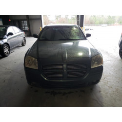 2005 DODGE MAGNUM