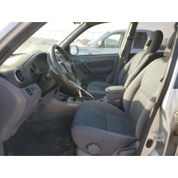 2002 TOYOTA RAV4