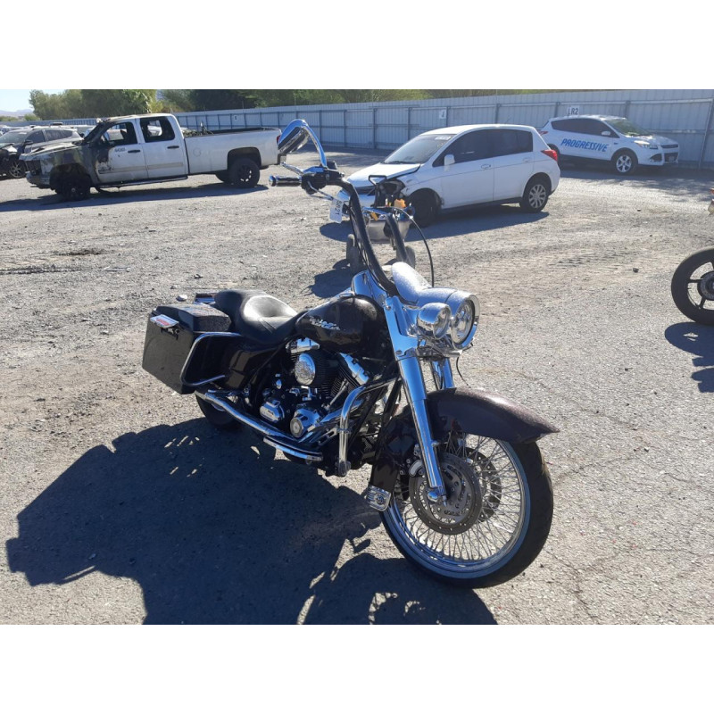 2007 HARLEY-DAVIDSON FL