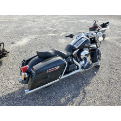 2014 HARLEY-DAVIDSON FL