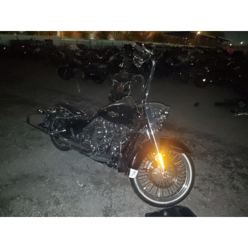 2021 HARLEY-DAVIDSON FL