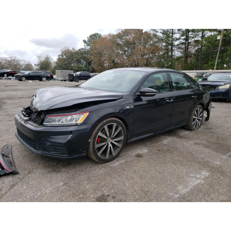 2018 VOLKSWAGEN PASSAT