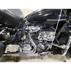 2018 HARLEY-DAVIDSON FL
