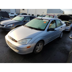 2001 FORD FOCUS