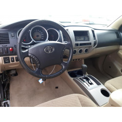 2011 TOYOTA TACOMA