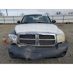 2005 DODGE DAKOTA