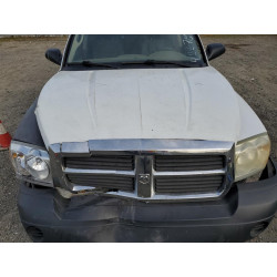 2005 DODGE DAKOTA