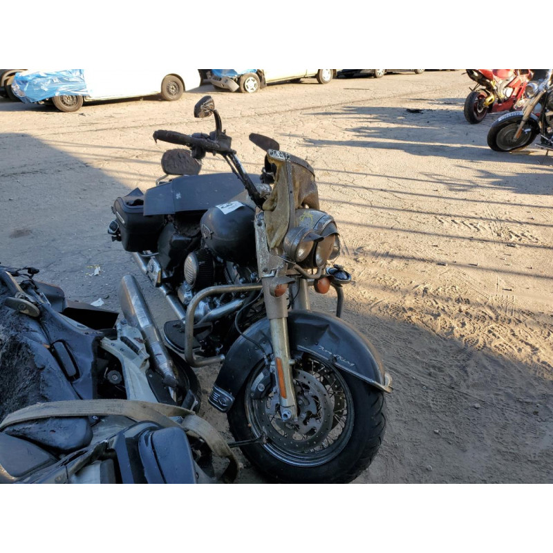 2013 HARLEY-DAVIDSON FL