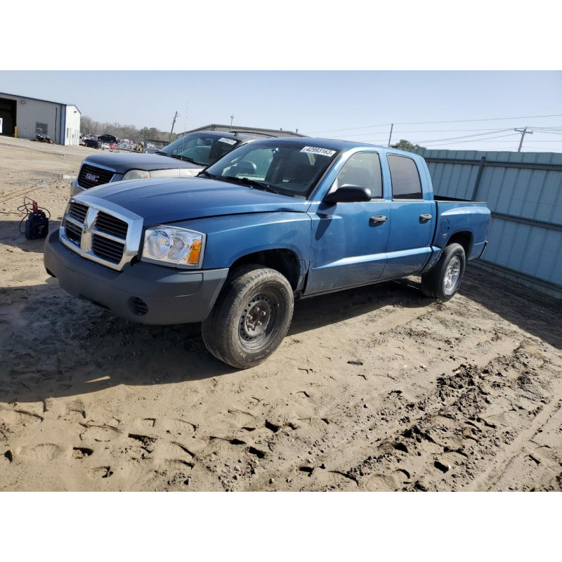 2005 DODGE DAKOTA