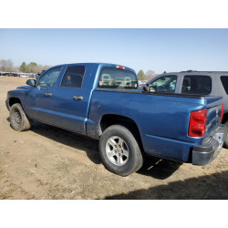 2005 DODGE DAKOTA