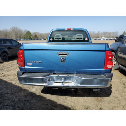 2005 DODGE DAKOTA