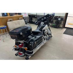 2012 HARLEY-DAVIDSON FL
