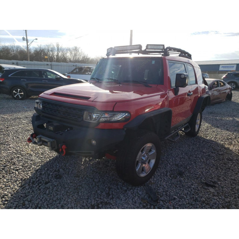 2012 TOYOTA FJ CRUISER