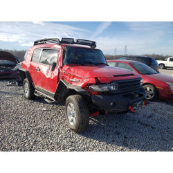 2012 TOYOTA FJ CRUISER