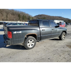 2011 DODGE DAKOTA