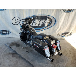 2017 HARLEY-DAVIDSON FL
