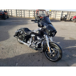 2017 HARLEY-DAVIDSON FL