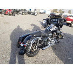 2017 HARLEY-DAVIDSON FL