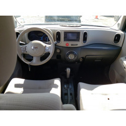 2011 NISSAN CUBE