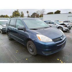 2004 TOYOTA SIENNA